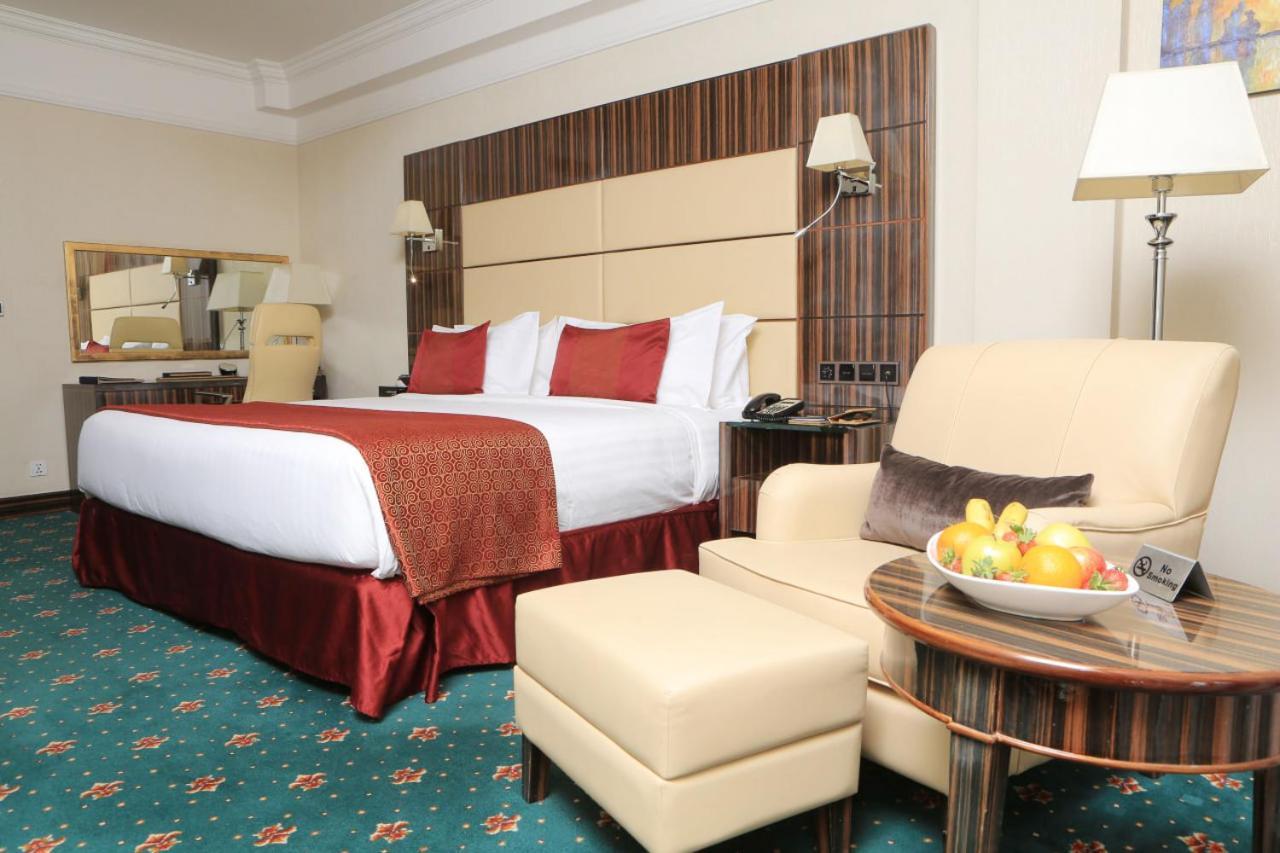 Golden Tulip Addis Ababa Hotel Exterior photo