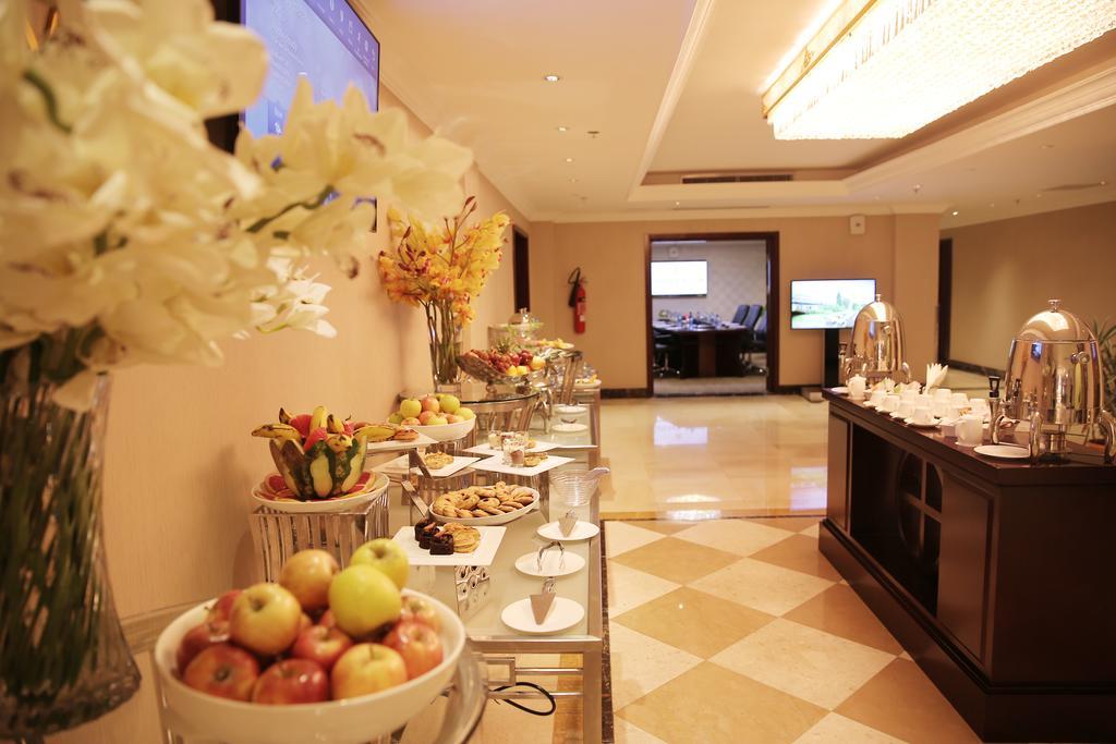 Golden Tulip Addis Ababa Hotel Exterior photo